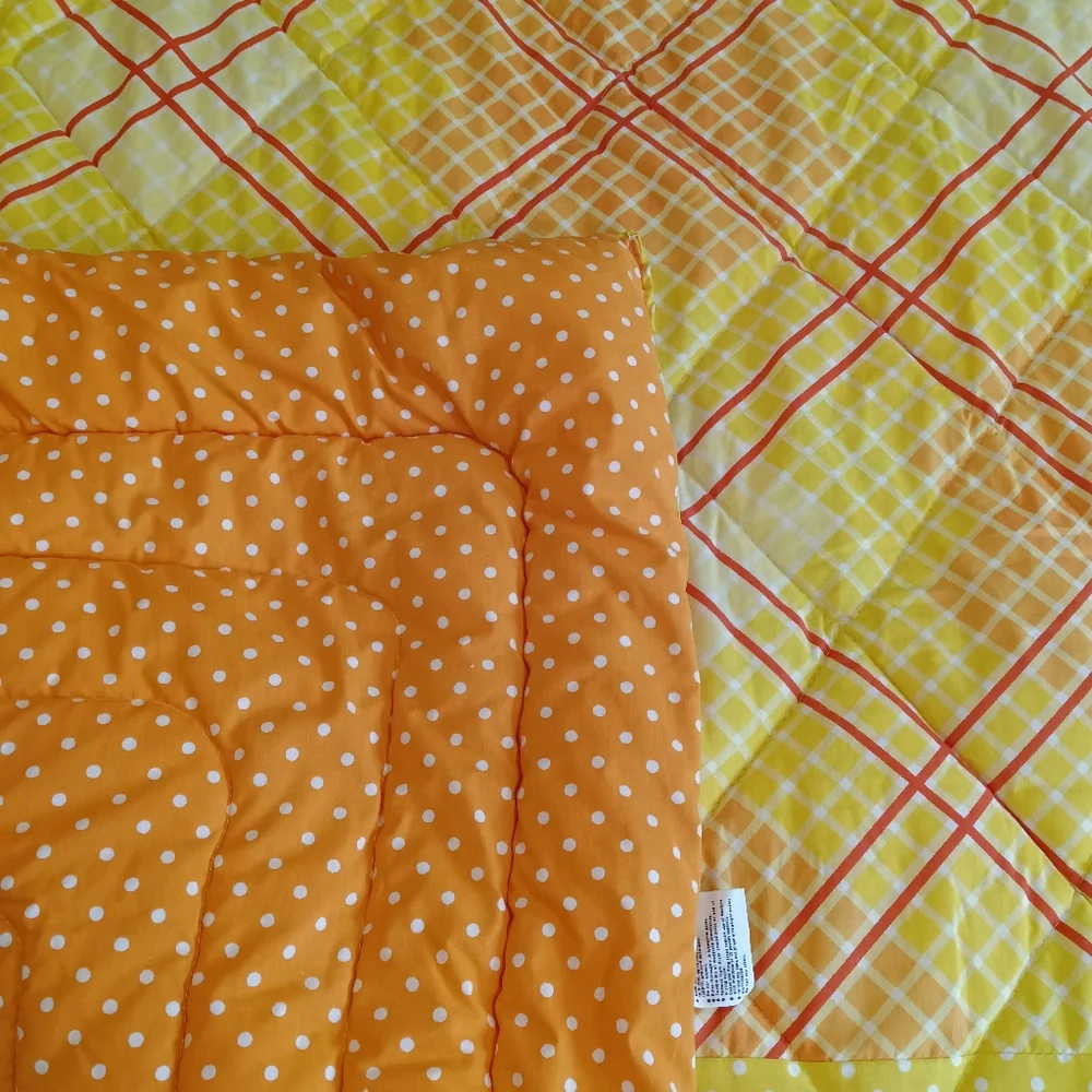 Vintage 70s Fieldcrest Reversible Cotton Twin Orange Yellow Polka Dot Comforter